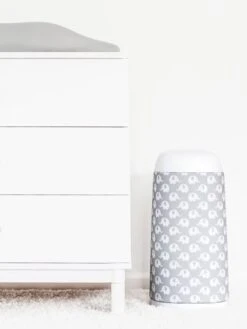 Housse Décorative Pour Poubelle à Couches Dress-Up ANGELCARE Gris - Angelcare 8 Housse Décorative Pour Poubelle à Couches Dress-Up ANGELCARE Gris - Angelcare -vertbaudet Boutique housse decorative pour poubelle a couches dress up angelcare 3