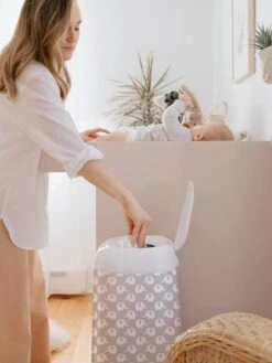 Poubelle à Couches Dress Up ANGELCARE Blanc - Angelcare -vertbaudet Boutique poubelle a couches dress up angelcare 2